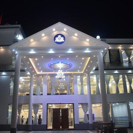 The Royal Palace Hotel Gorakhpur Exterior photo