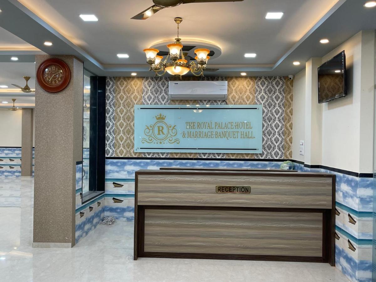 The Royal Palace Hotel Gorakhpur Exterior photo
